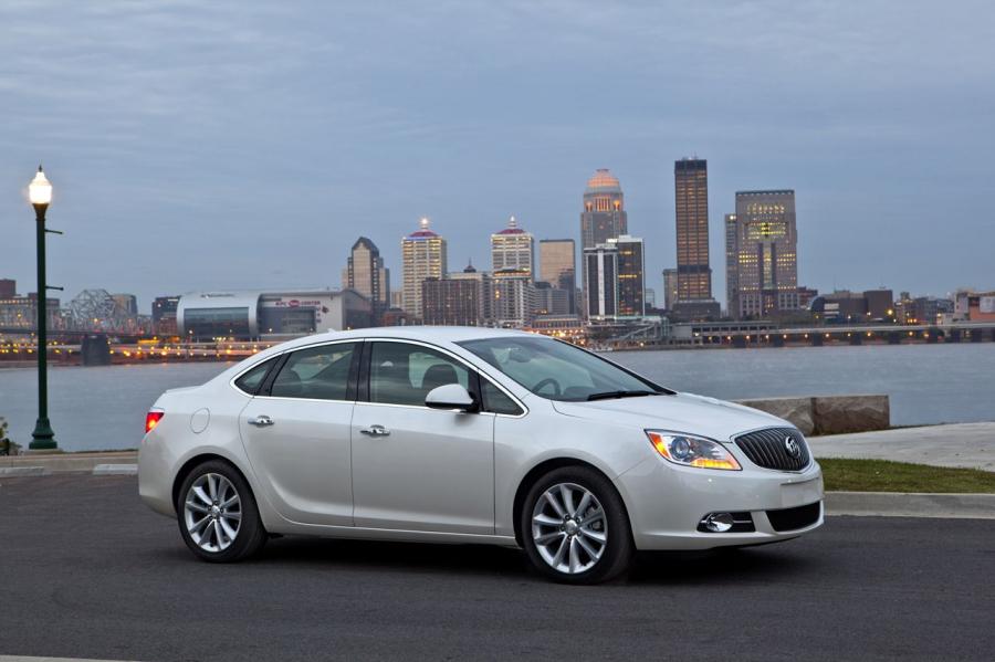  Buick Verano Turbo 2015 года  (фото 6 из 10)